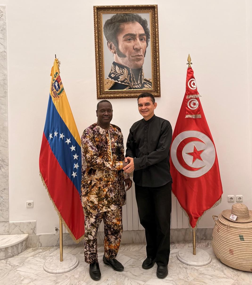 Embajadores de Venezuela y Malí en Túnez celebran amistad entre sus países