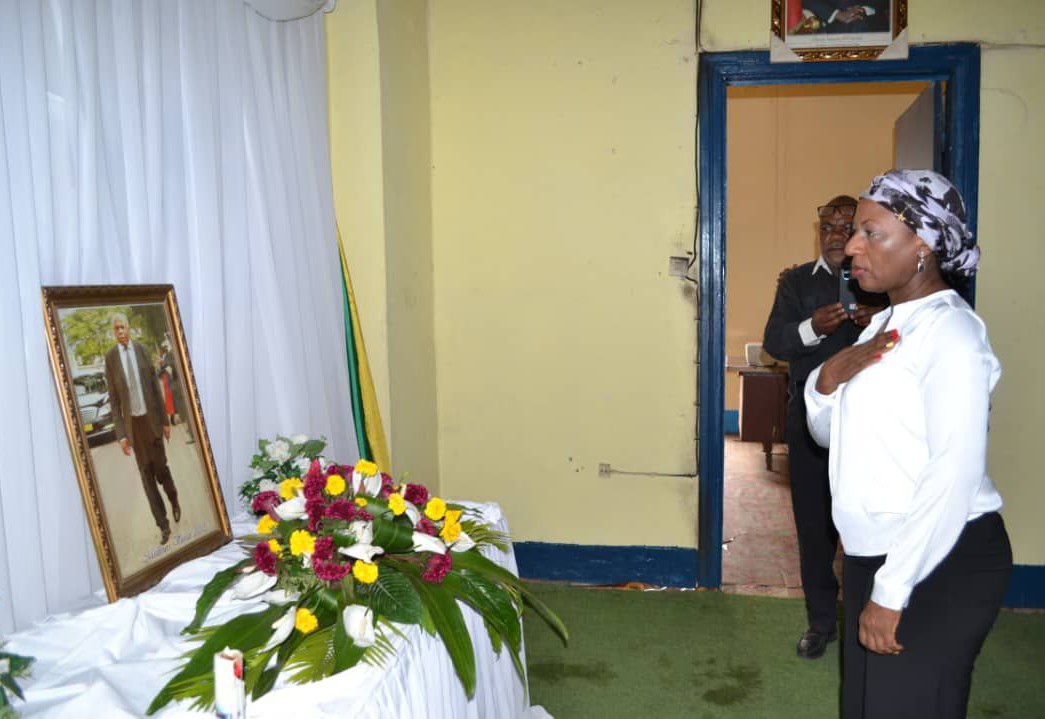 Embajadora en la República del Congo acompaña actos por partida física del presidente fundador de la ACAP