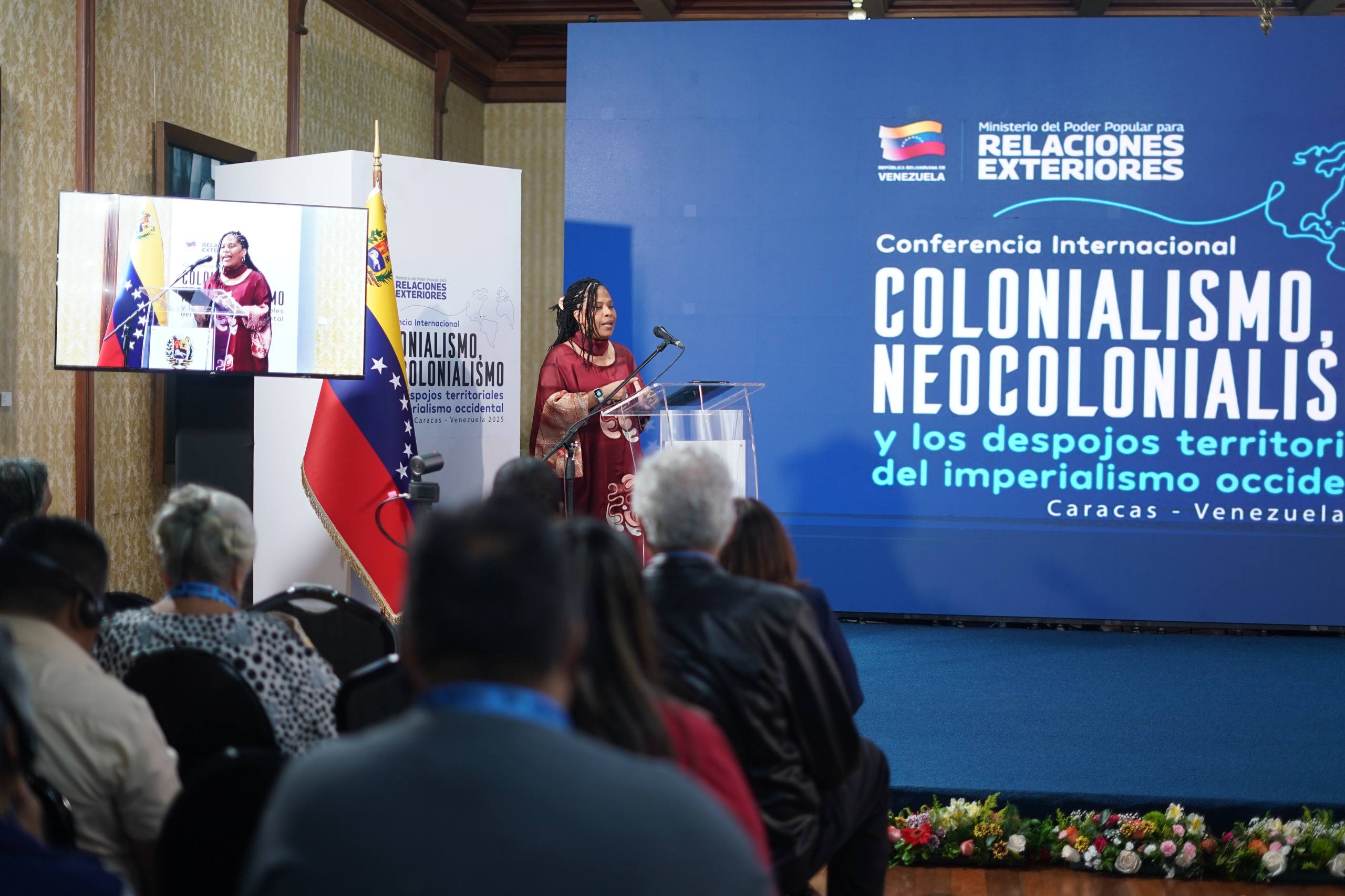 Intelectuales instan a construir instrumentos de descolonización para fortalecer economías del Sur Global