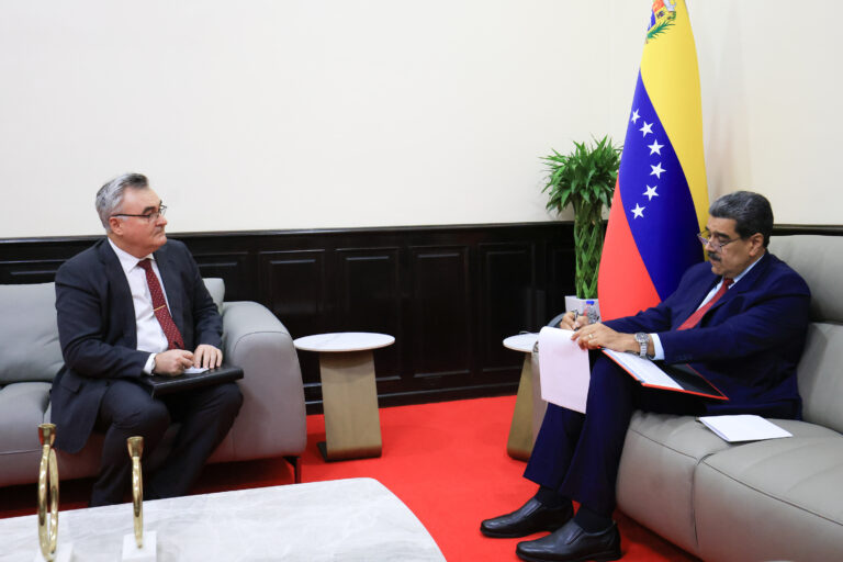 Venezuela sella el Tratado de Asociación Estratégica con Rusia
