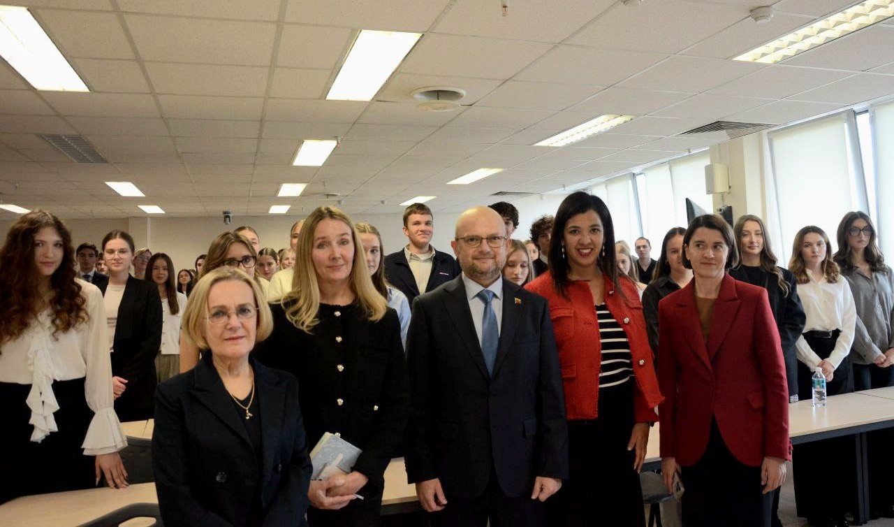 Conferencia en Minsk sobre amenazas a la paz y soberanía en el Caribe por operaciones militares de EEUU