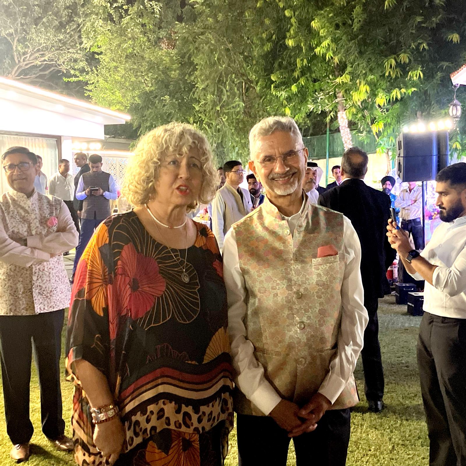 Embajada en India participa en celebraciones oficiales del Festival de las Luces