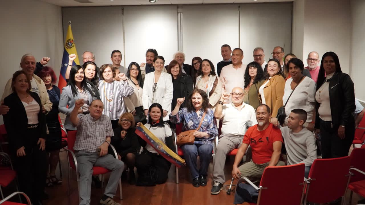 La solidaridad en Madrid alza su voz a favor de la paz en Venezuela