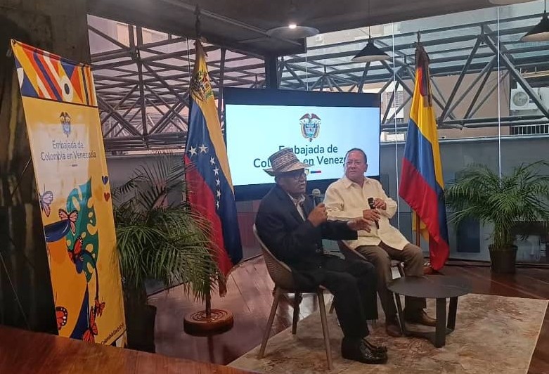 Oficina de Fronteras de Cancillería participa en conversatorio sobre el pueblo wayuu en el CELARG