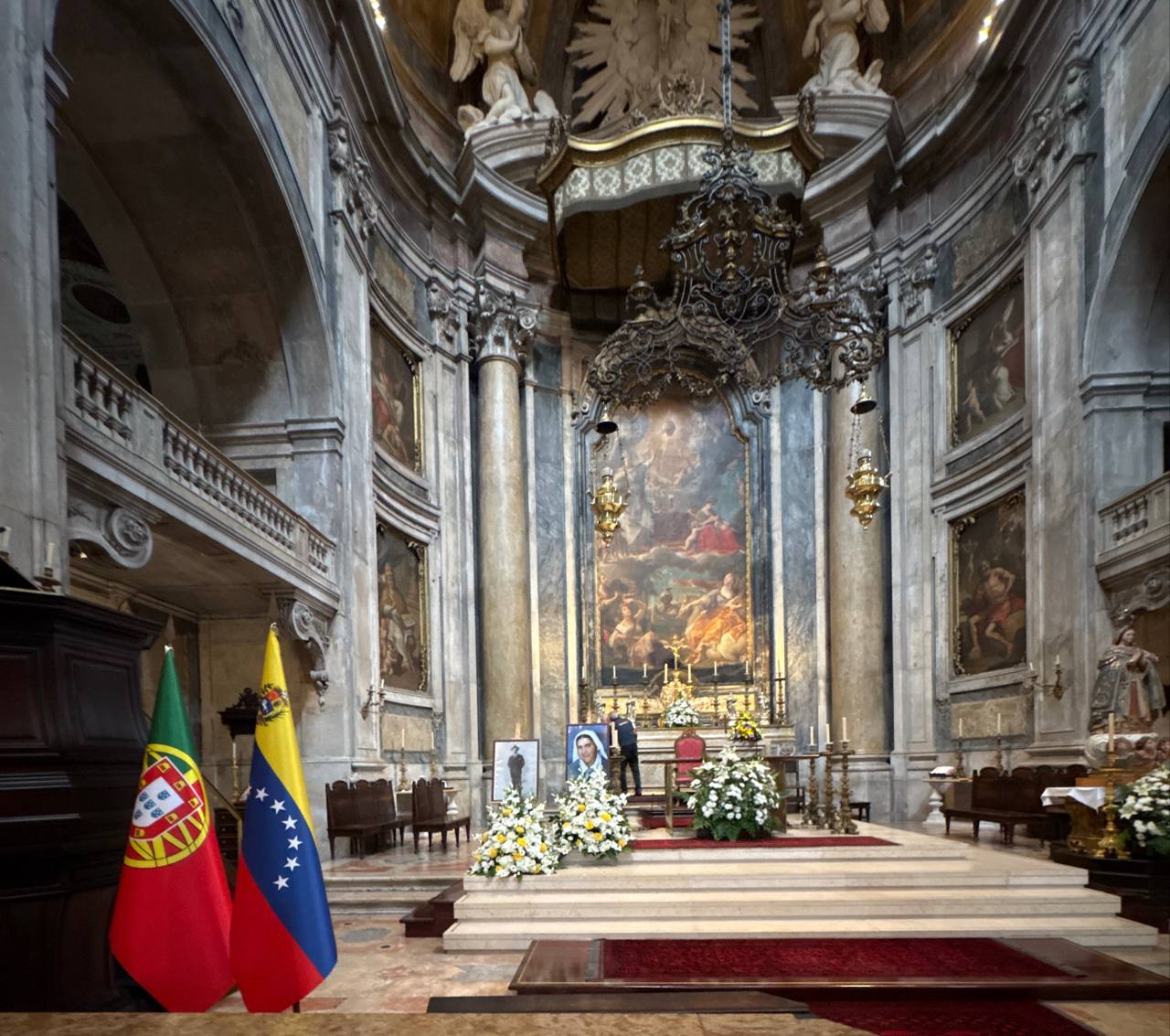 Celebran en Portugal misa en honor a canonización del Dr. José Gregorio Hernández y la Madre Carmen Rendiles