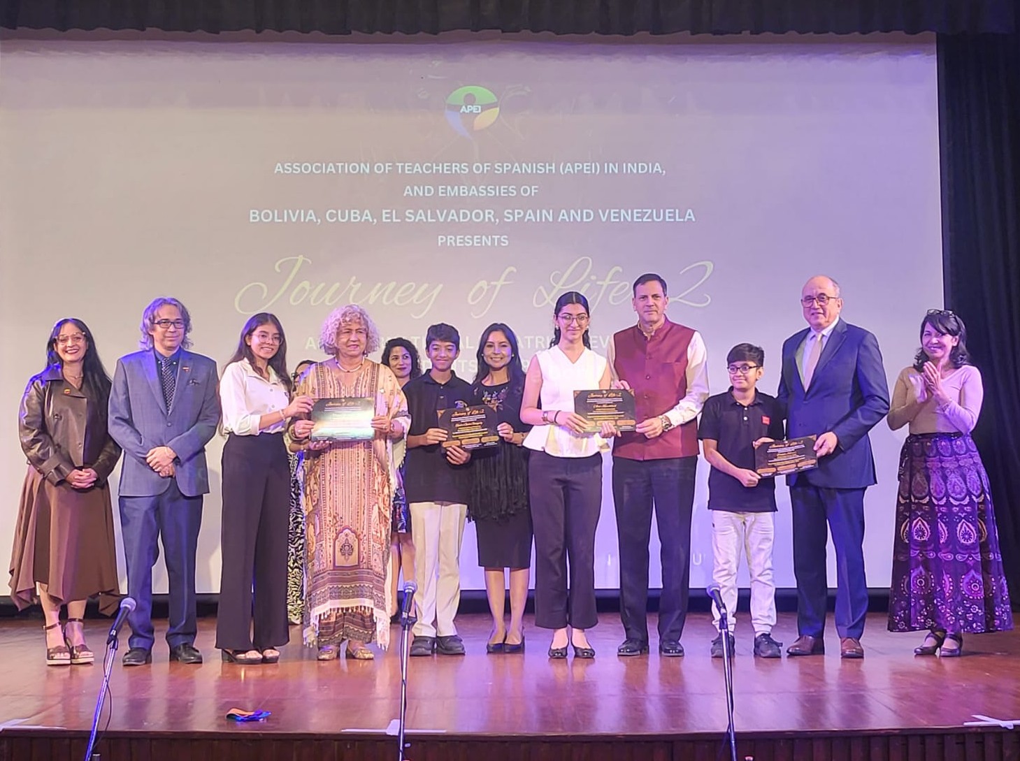 Venezuela participa con éxito en segunda edición de la experiencia teatral en español “La Jornada de la vida” en Nueva Delhi