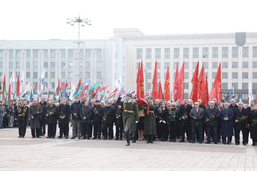 Belarús y Venezuela reafirman hermandad en conmemoración de la Revolución de Octubre