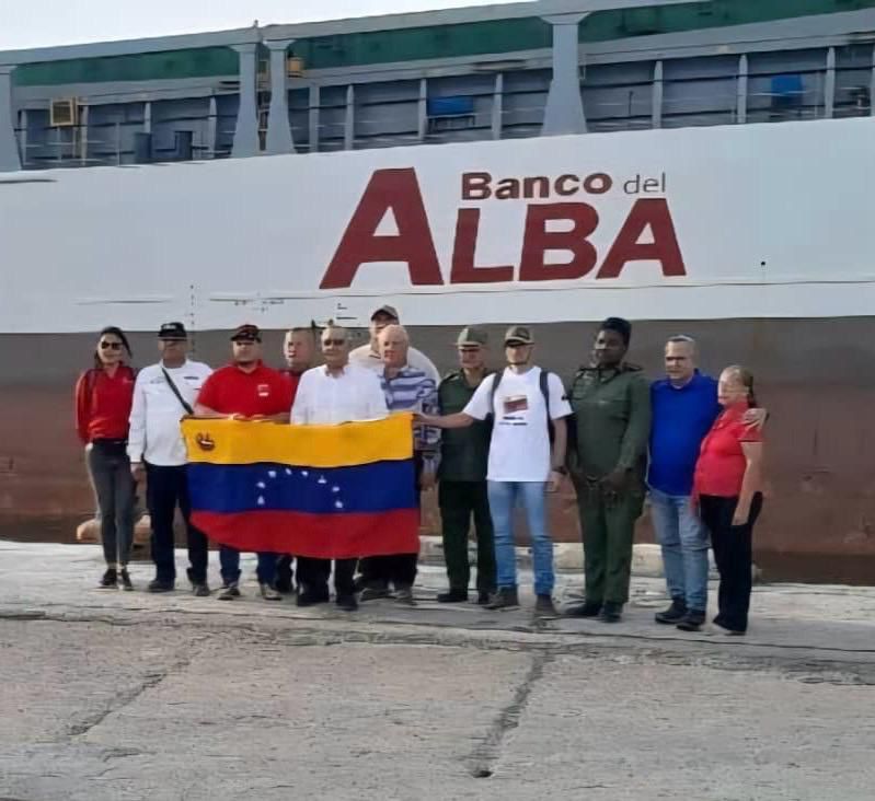 Arriba a Santiago de Cuba el Buque de la ALBA-TCP con 5 mil toneladas de ayuda humanitaria