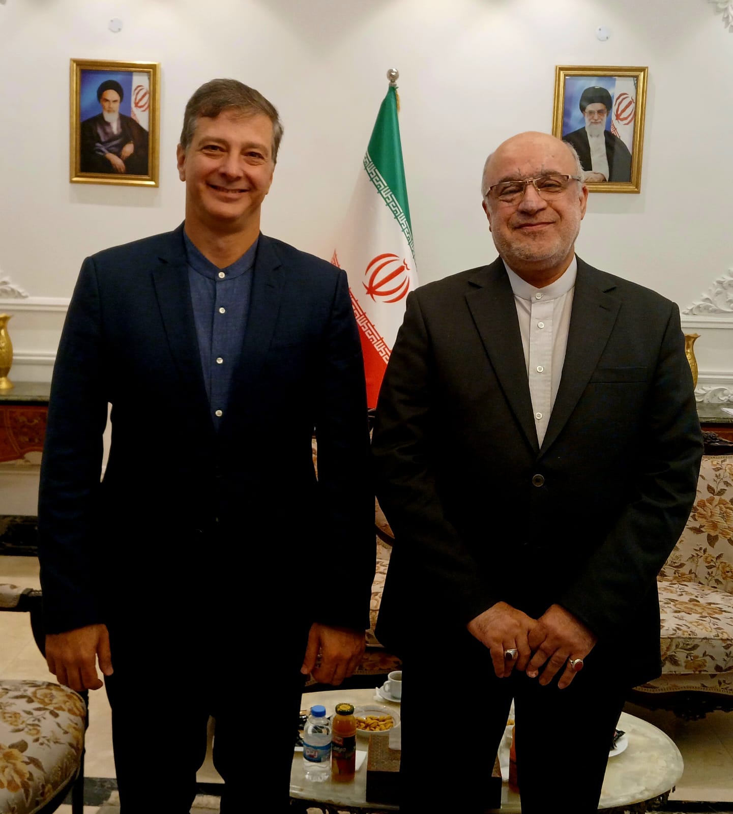 Embajadores de Venezuela e Irán en Beirut sostienen encuentro