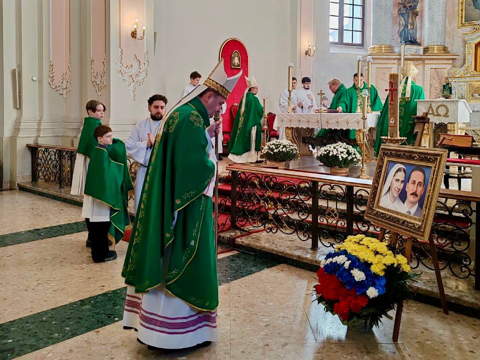 Canonización de santos venezolanos ilumina Catedral de Minsk