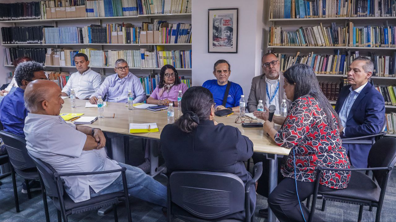 Presentación y diálogo sobre líneas de investigación del IAEDPG: Un paso hacia la educación emancipadora