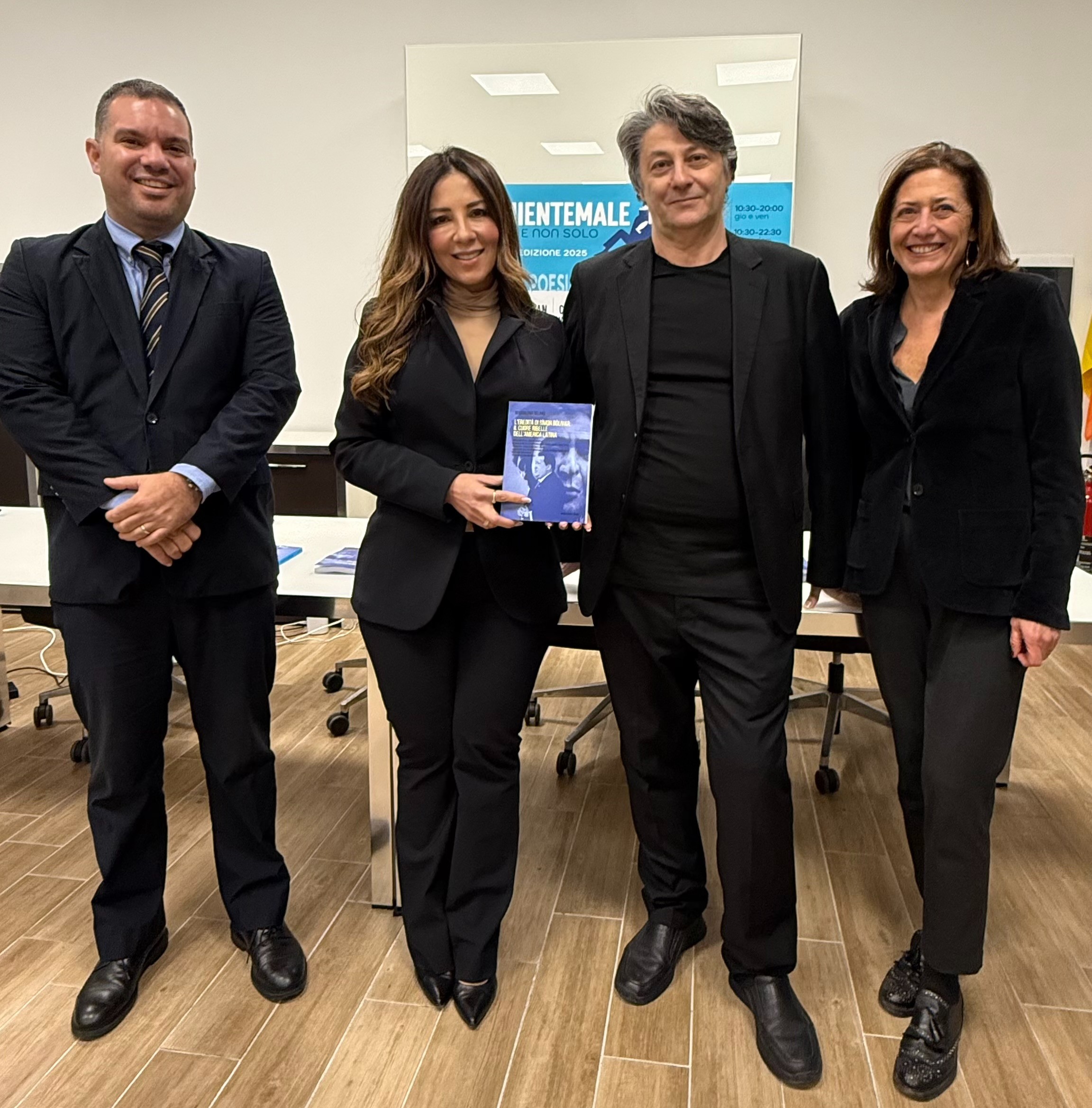 En Roma se celebra vigencia del Pensamiento Bolivariano con escudo de soberanía ante amenaza imperial