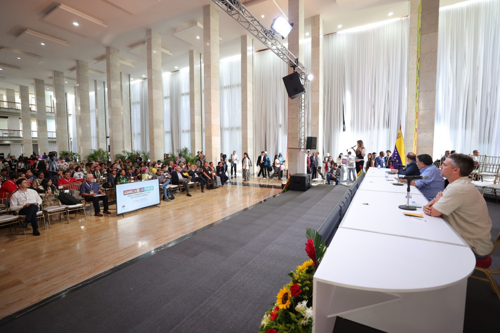 Mesas de trabajo de Asamblea de los Pueblos abordan acciones frente a amenaza imperial