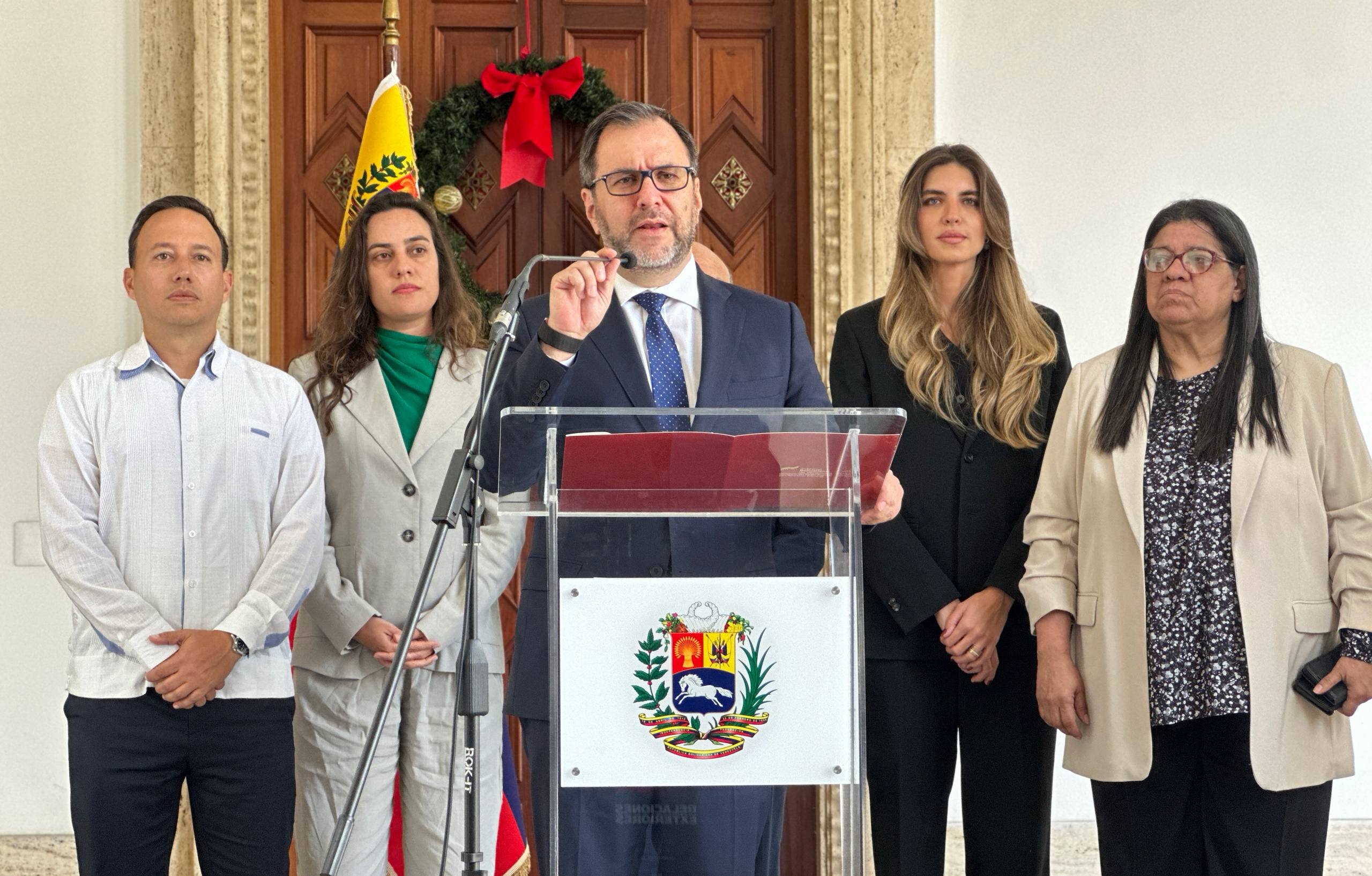 Venezuela exige activación de mecanismos multilaterales para  frenar robo de crudo por EEUU