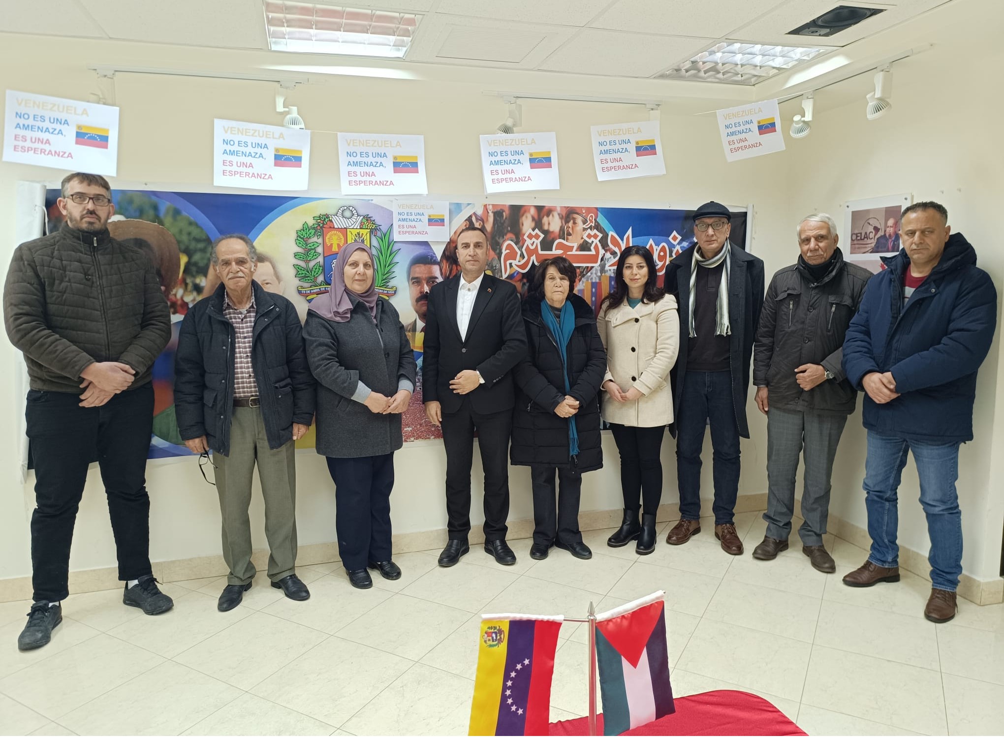 Venezuela recibe amplias muestras de solidaridad en su Embajada en Palestina