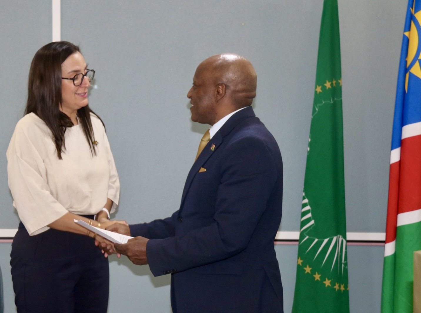 Venezuela y Namibia consolidan alianza estratégica frente a la agresión externa