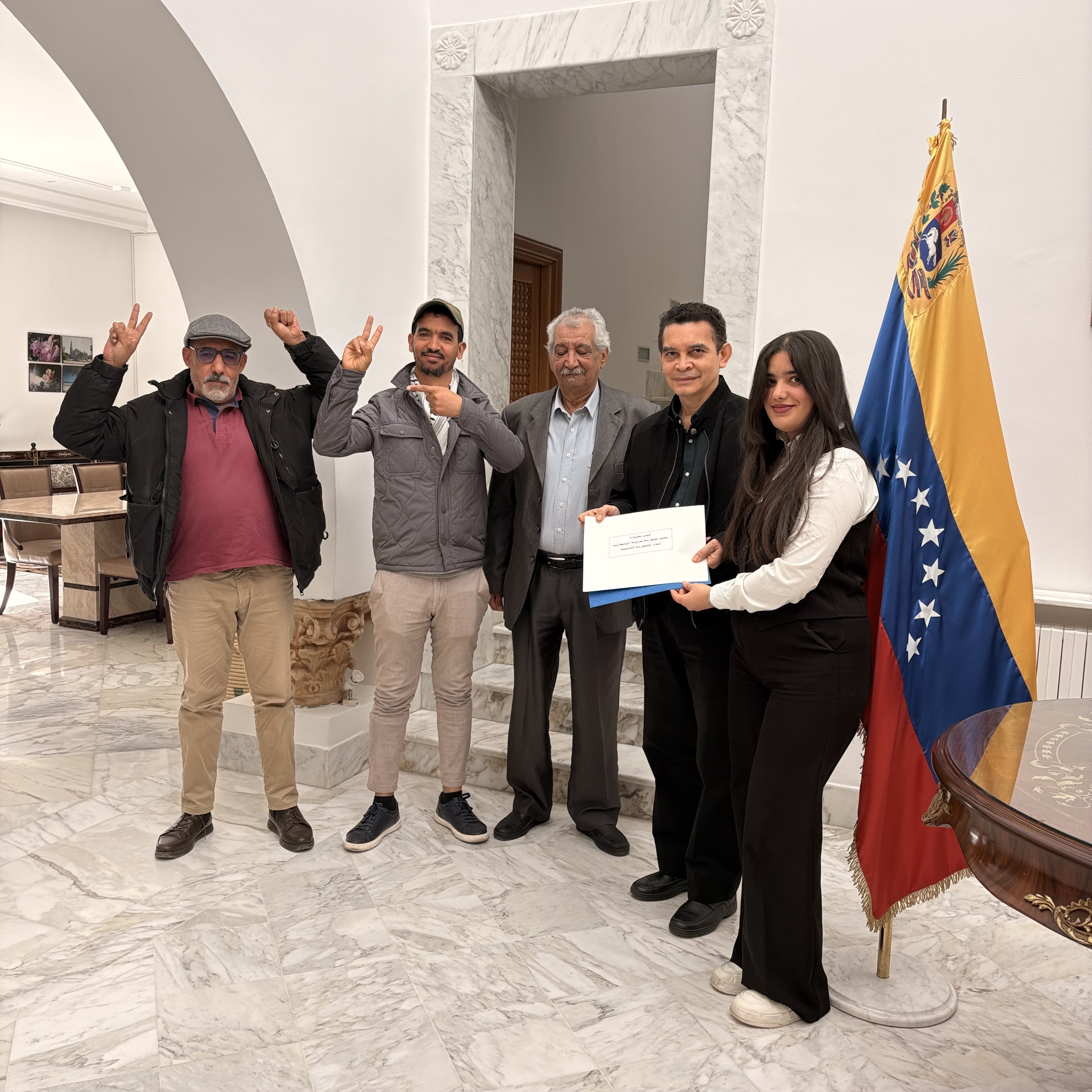 Movimiento Túnez Hacia Adelante y Partido Patriótico Democrático Socialista consignan cartas de apoyo al presidente Nicolás Maduro