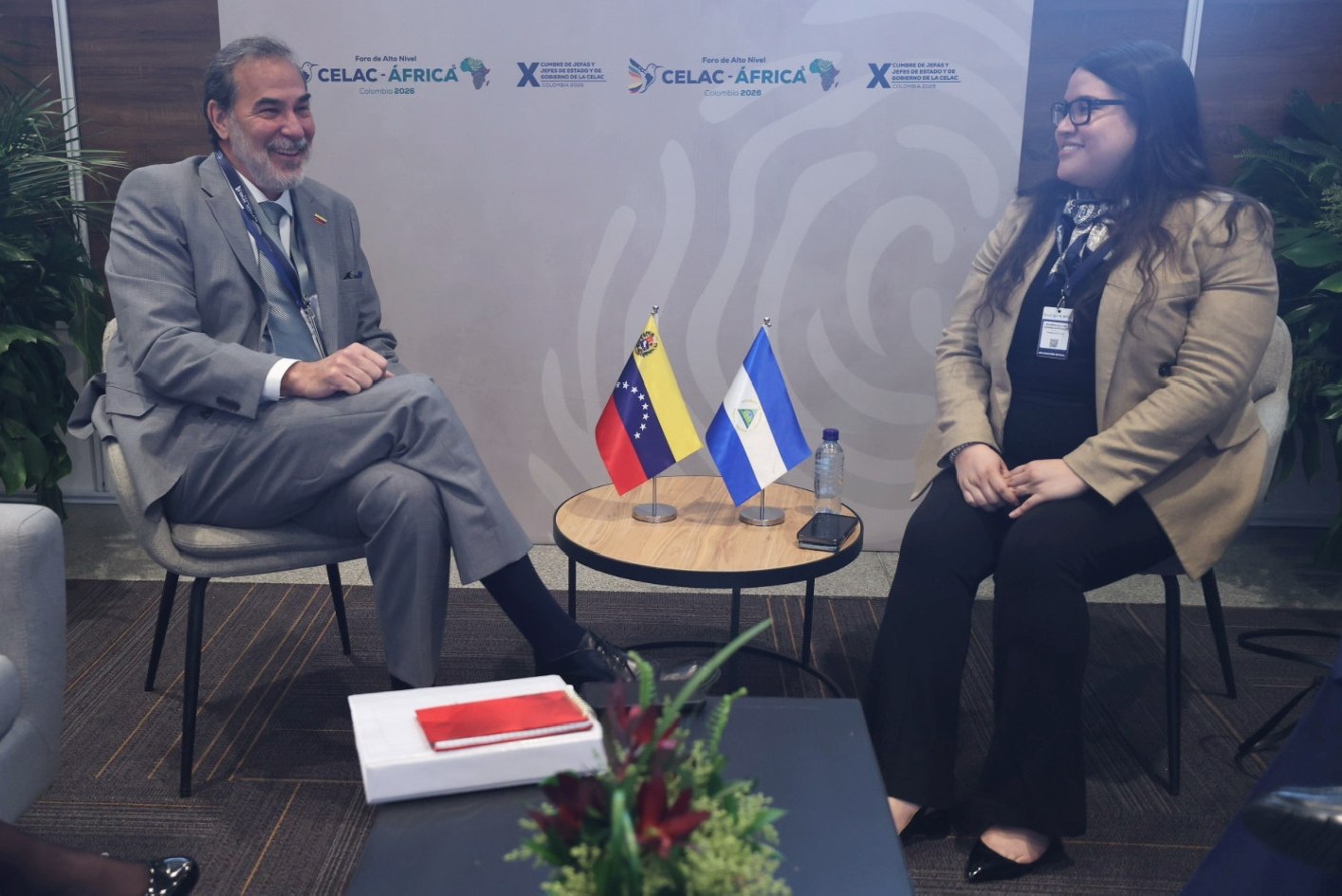 Venezuela y Nicaragua abordan agenda bilateral durante reunión en Colombia