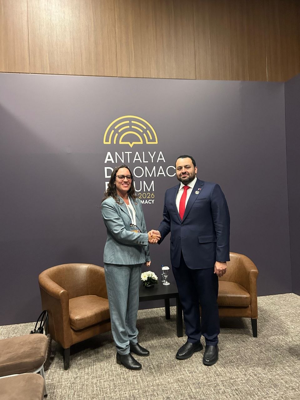 Venezuela y Qatar reafirman compromiso de avanzar en cooperación bilateral