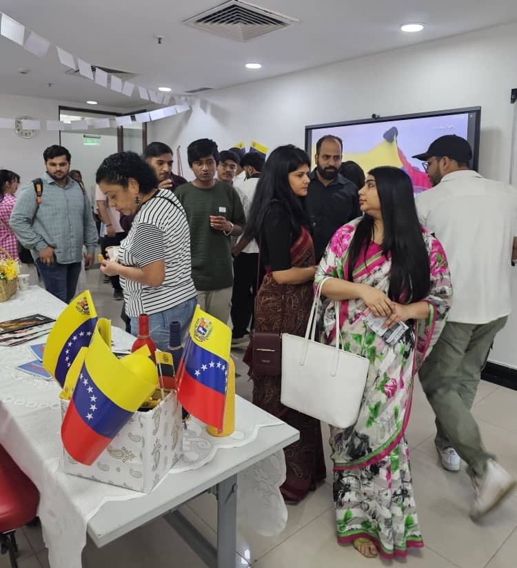 Venezuela proyecta su riqueza cultural y potencial turístico en la India durante celebración del Día Internacional del Libro