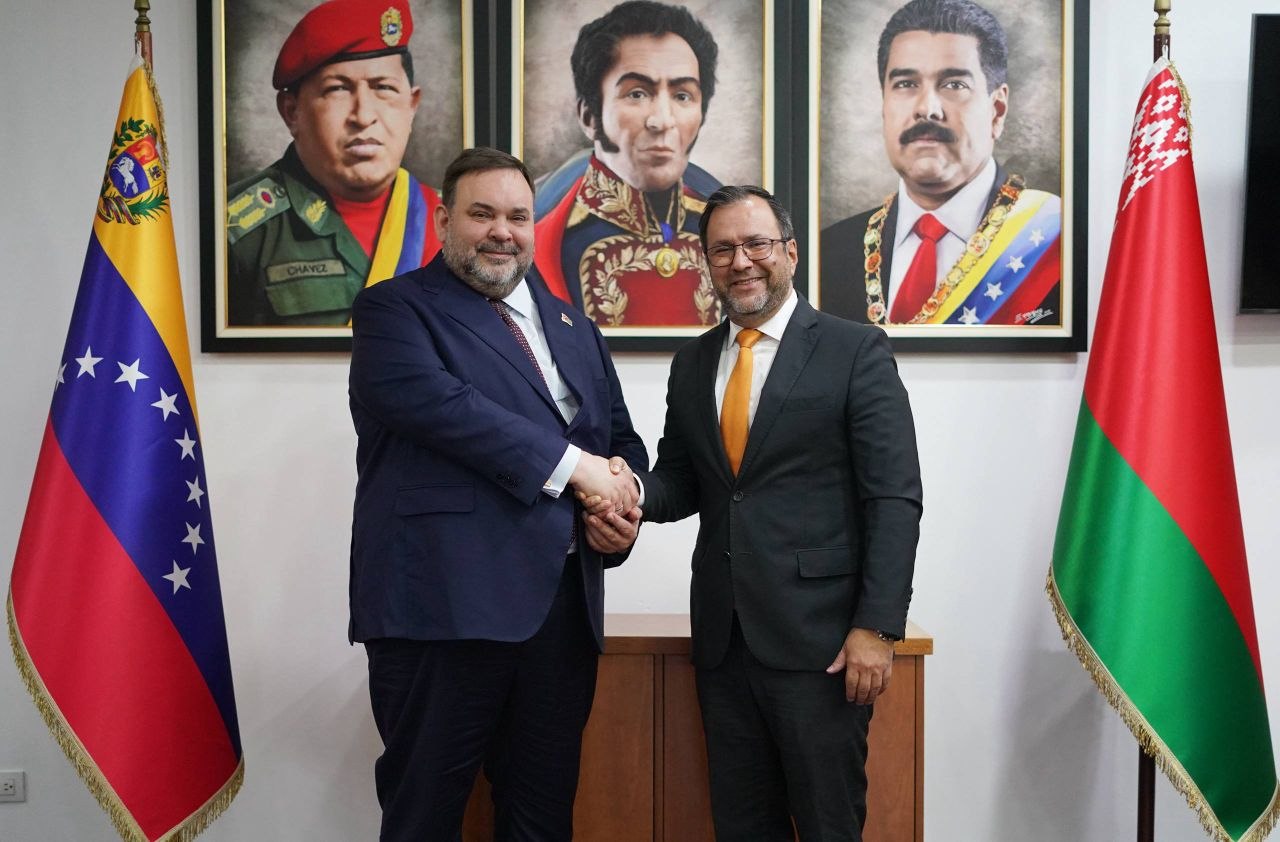 Canciller Yván Gil recibe a delegación de Belarús para afianzar alianzas estratégicas