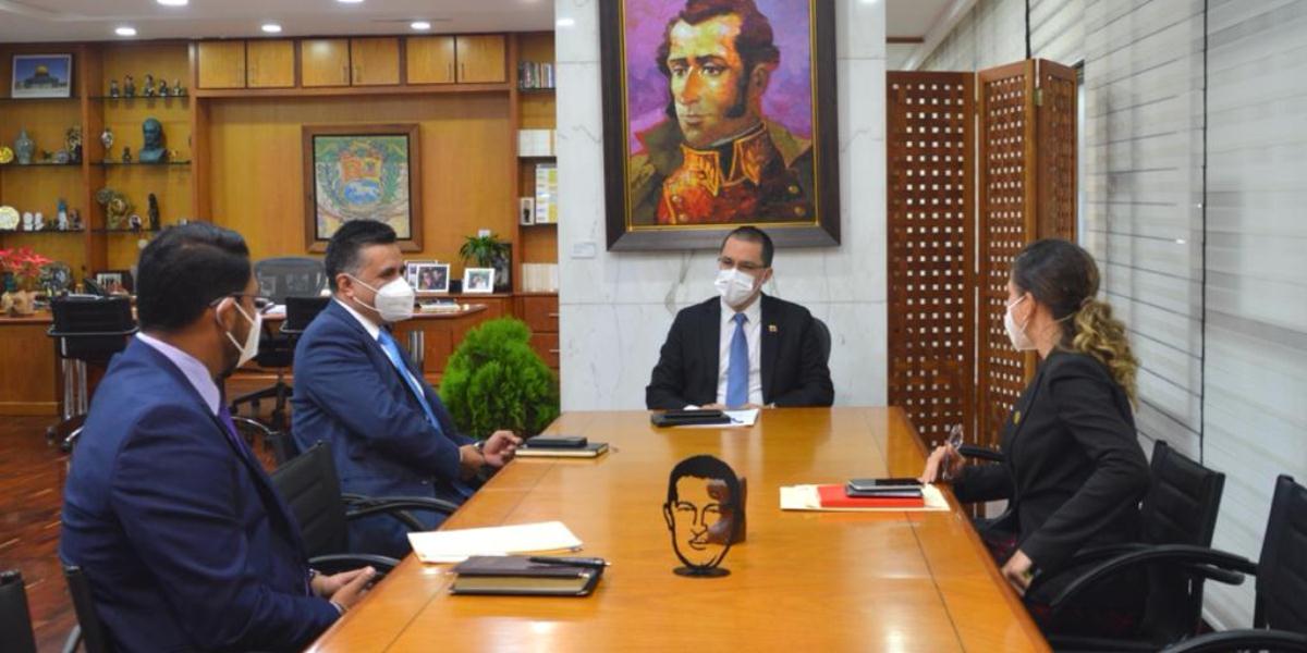 Canciller Arreaza sostiene encuentro con secretario Ejecutivo del ALBA-TCP, Sacha Llorenti Soliz