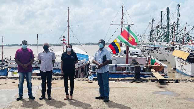Embajadora venezolana se reúne con autoridades del Puerto «SAIL N.V» de Suriname