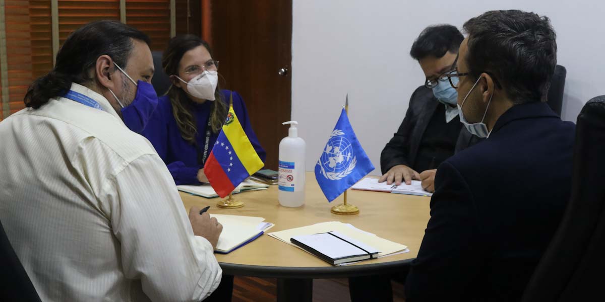 Venezuela y representante de la FAO revisan temas de cooperación multilateral