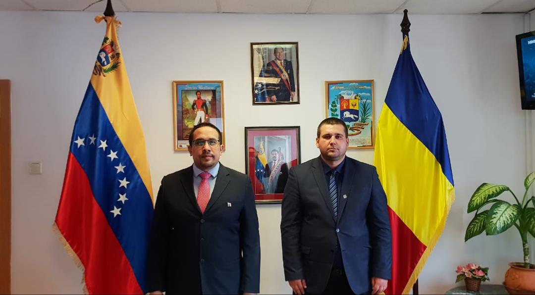 Senador rumano Adrián Costea conoce características del sistema electoral venezolano
