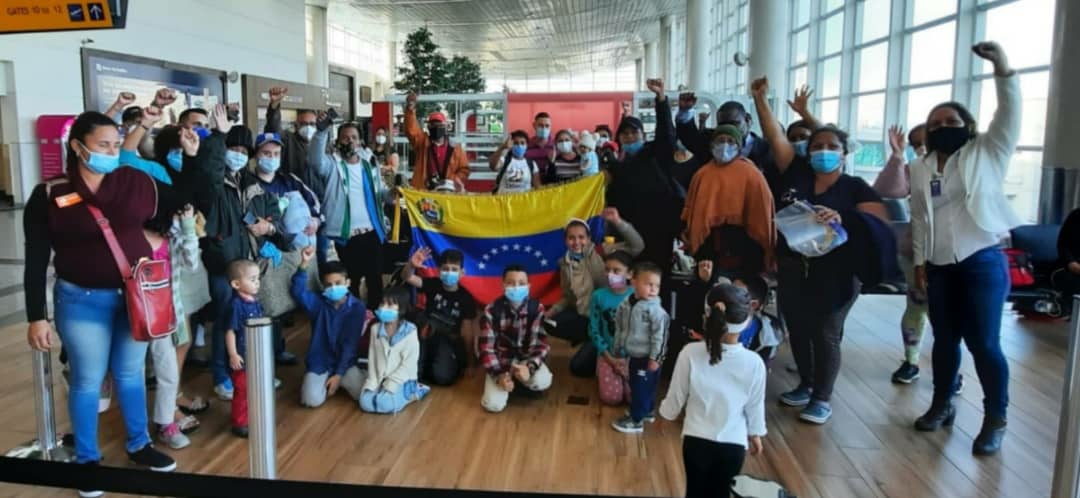 Continúan repatriaciones masivas con 96 venezolanos desde Ecuador