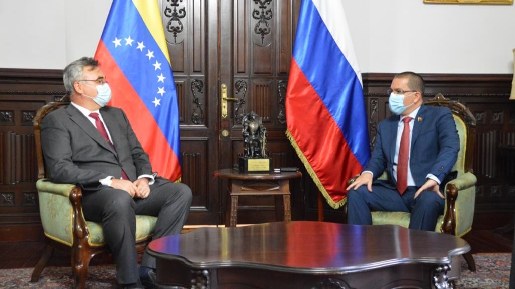 Venezuela y Rusia afianzan vínculos de cooperación y hermandad