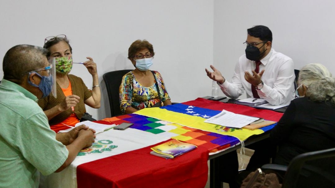 Viceministro Rander Peña se reúne con residentes peruanos del Movimiento «José Carlos Mariátegui»