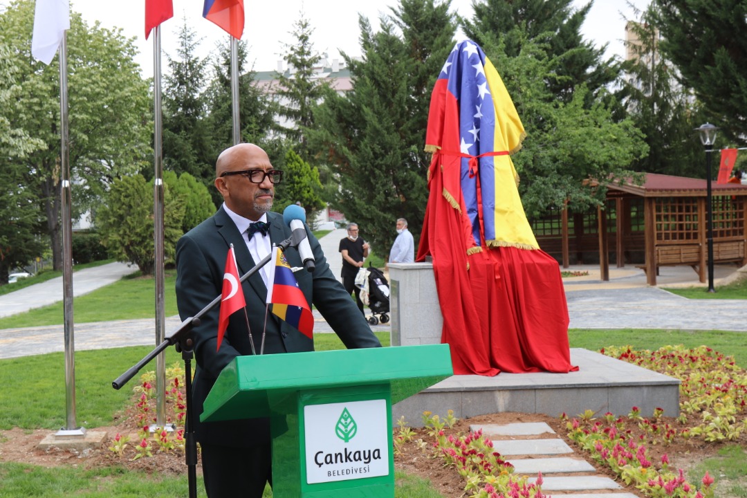 Misión diplomática venezolana reapertura Parque Simón Bolívar en Ankara