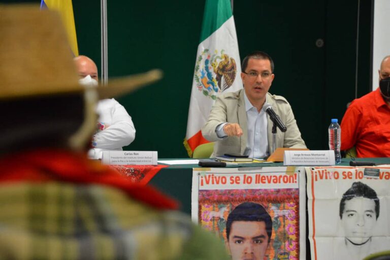 Canciller Arreaza participa en foro «Unidad Latinoamericana: Desafío impostergable de nuestros pueblos» en México