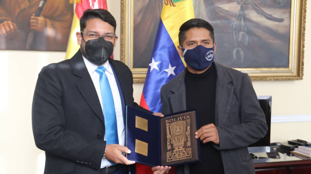 Viceministro Rander Peña sostiene encuentro con Presidente de la Cámara de Senadores de Bolivia