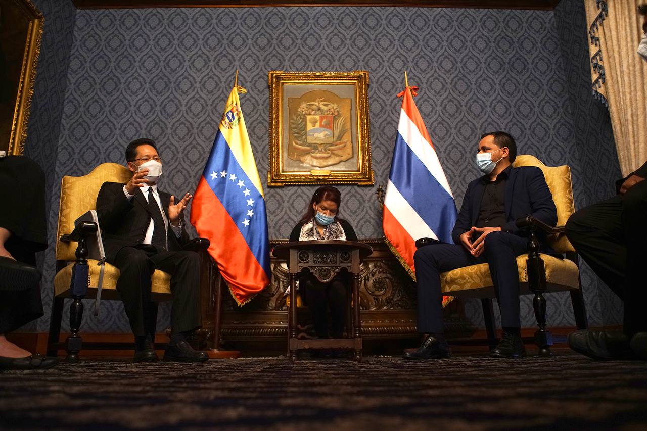 Venezuela y Tailandia procuran fortalecimiento de relaciones comerciales