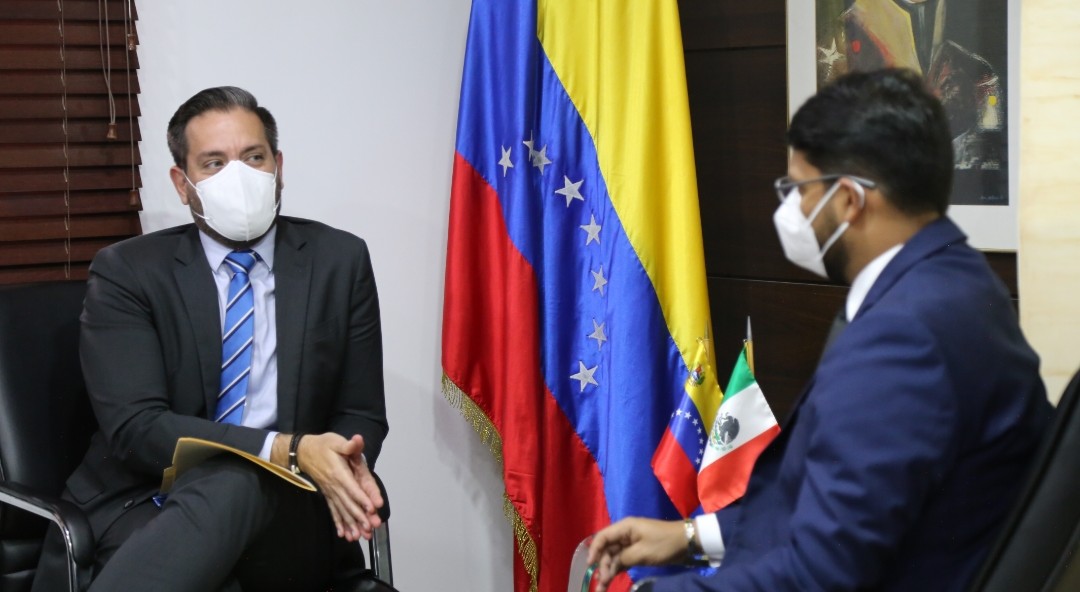 Viceministro para América Latina sostiene encuentro con el Encargado de Negocios de México