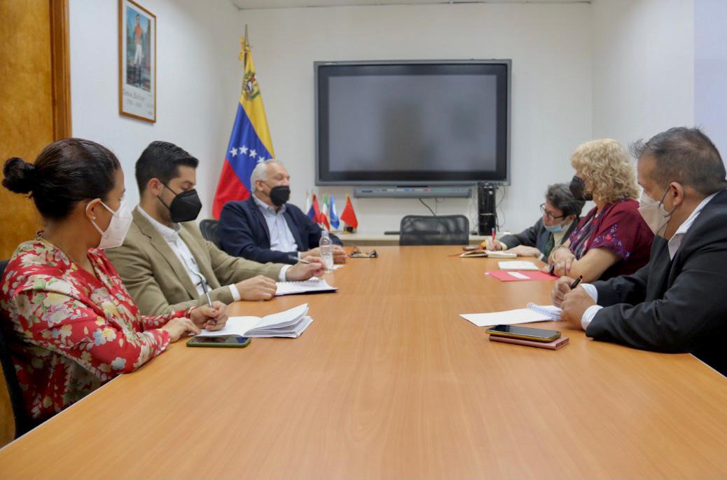 Viceministra Capaya Rodríguez se reúne con Presidente de  Cámara Empresarial Venezolana Vietnamita