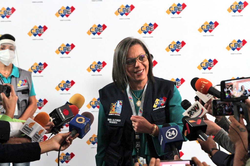 Presidenta del CNE califica como fiesta democrática elecciones parlamentarias en Venezuela