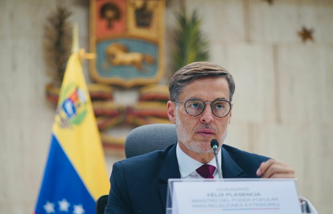 Canciller venezolano destaca relevancia de la integración latinoamericana durante encuentro con Embajadores de la región