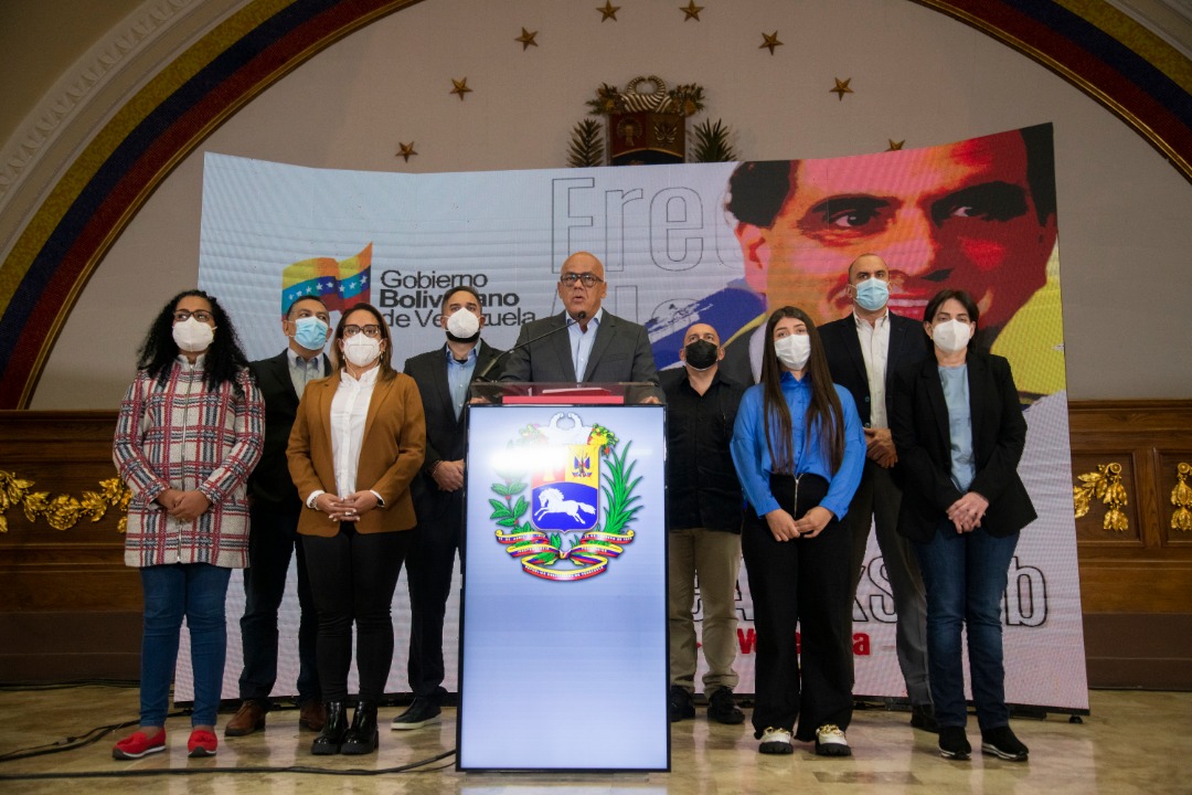 Delegación del Gobierno Bolivariano suspende su participación en mesa de diálogo en México