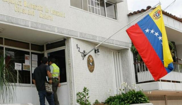 Venezuela denuncia el saqueo y violación de su Consulado en Bogotá