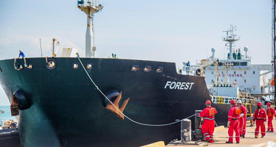 Vicepresidente El Aissami anuncia llegada de segundo buque iraní Forest a Complejo Refinador Paraguaná