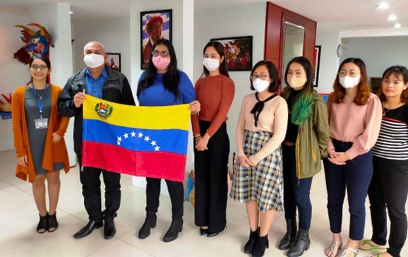 Vietnam celebra retorno de Abuela Kueka a Venezuela