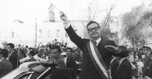 Salvador Allende inspira las luchas del pueblo chileno contra el neoliberalismo a 112 años de su natalicio