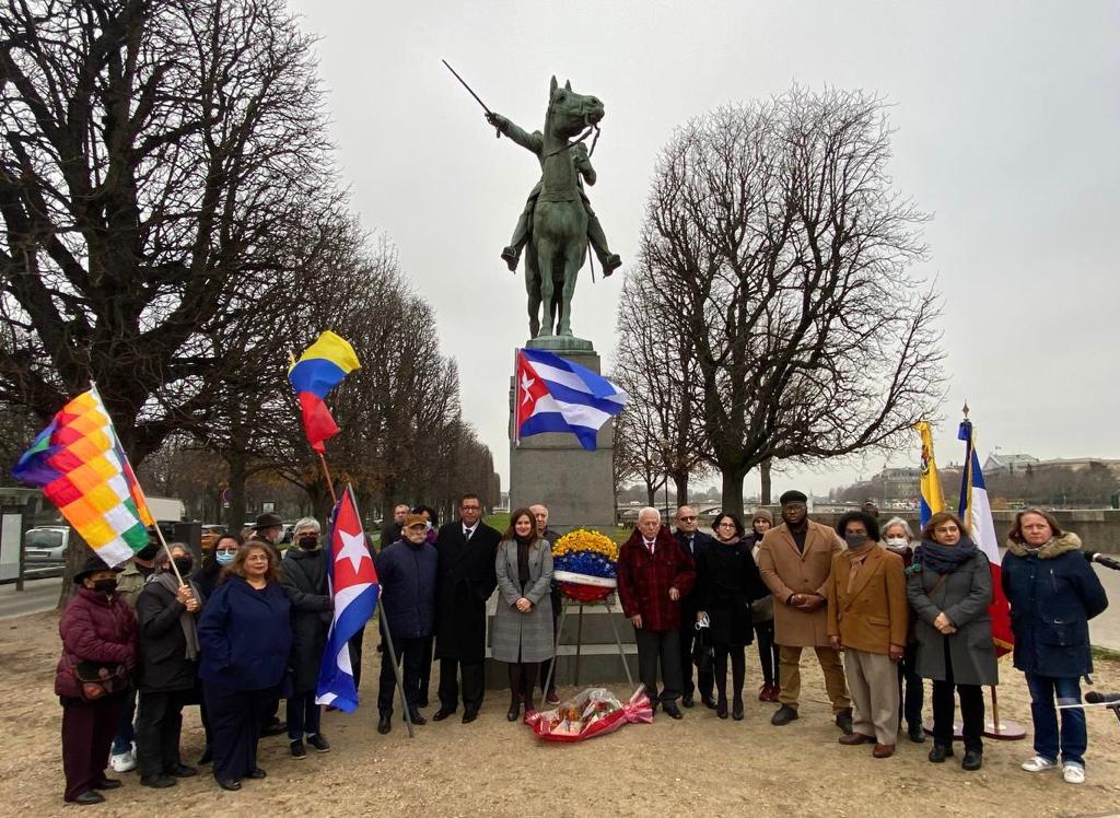 Venezuela rinde homenaje al  Libertador Simón Bolívar en París