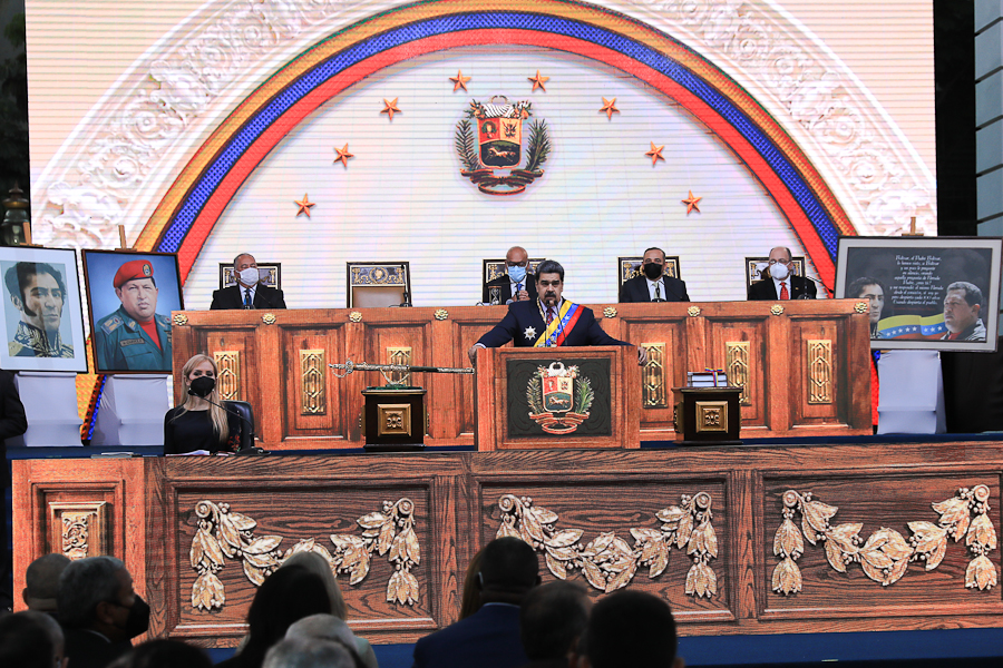 Presidente Maduro: En Venezuela reinan los cinco Poderes Públicos de manera constitucional