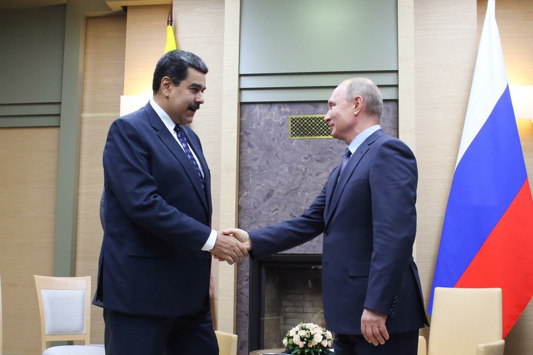 Presidents Maduro and Putin discussed cooperation issues via telephone