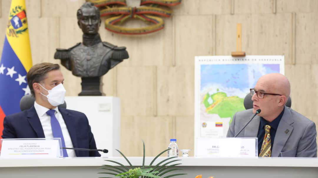 Catedráticos sobre controversia del Esequibo: Decisión de la CIJ quebranta sus propios principios