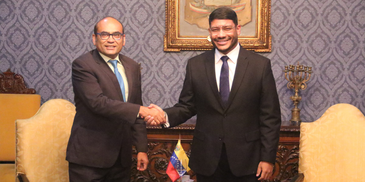 Viceministro para América Latina recibe al Embajador del Perú en Venezuela